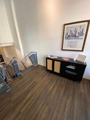 Eingang und Empfangsbereich