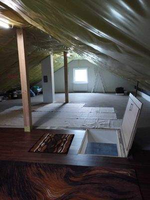 Dachboden mit Fenster