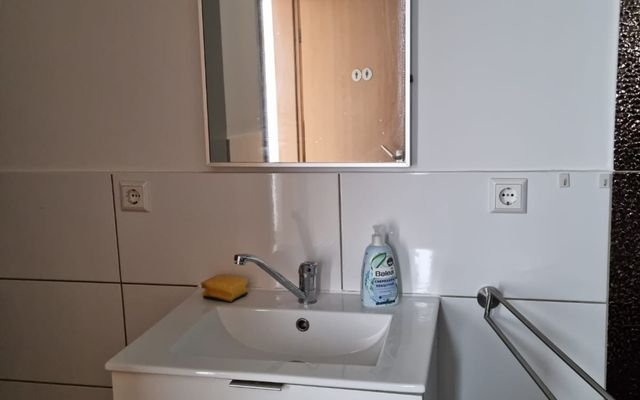 21 Zimmer mieten in Stuttgart WG Zimmer möbliert Zeitwohnen urbanbnb.jpeg