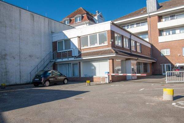 Hinterhof Schwarzer Weg