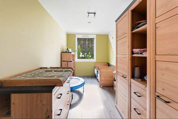 Arbeits- oder Kinderzimmer 1.OG