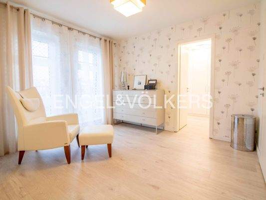 Eltern-Schlafzimmer mit Ankleide