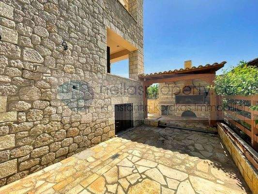 img_89e10932-fea5-4215-8fa7-b04a5bc2f264