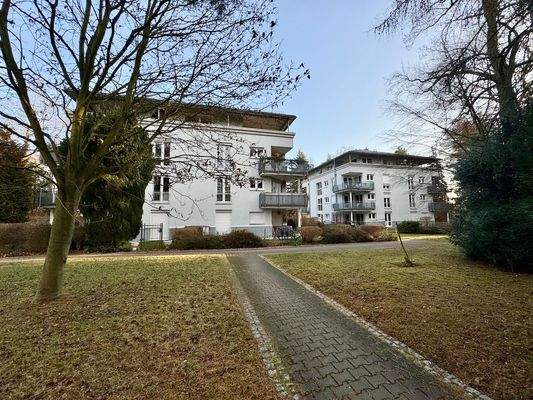 Vorderansicht der Wohnhäuser