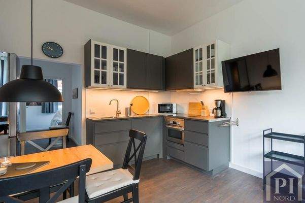 Stilvolle Einbauküche mit elegantem Design