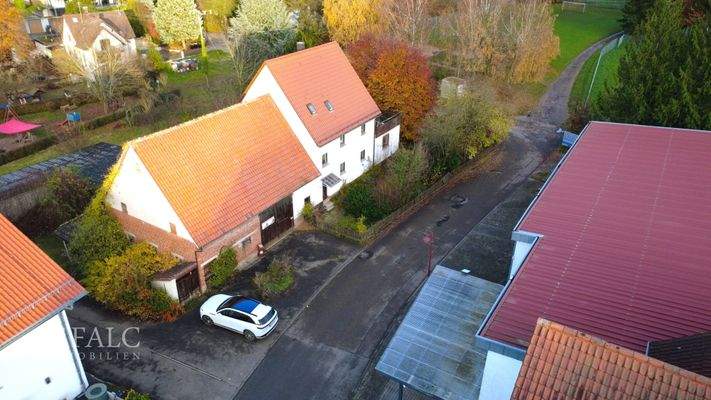 Ihr Eigenheim mit Scheune