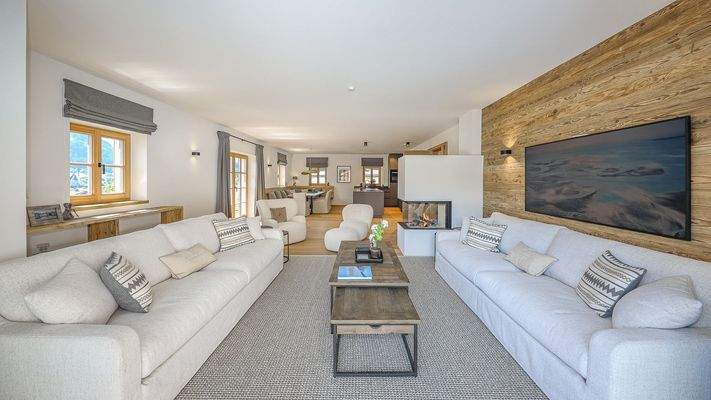 KITZIMMO-Luxusvilla in Toplage am Sonnberg kaufen - Immobilien Kitzbühel.