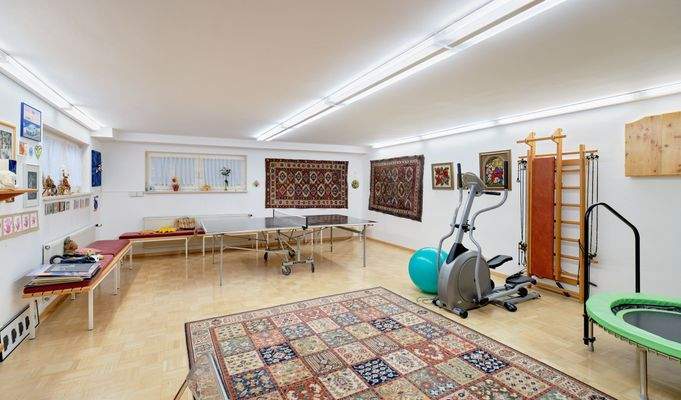 Großer Hobbyraum im UG