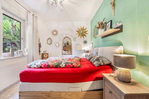 KSH_484_Schlafzimmer mit Ankleide (EG)