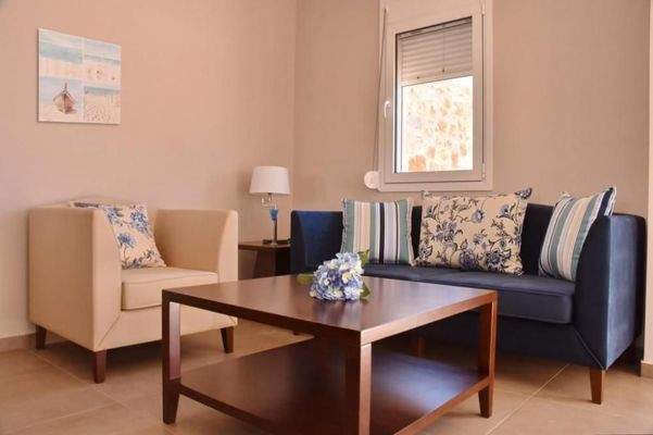 Kreta, Kounali: Moderne Villa mit 3 Zimmern, Pool und Meerblick zu verkaufen