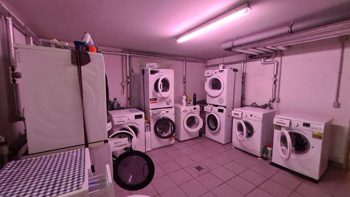 13 Waschmaschinenraum.jpg