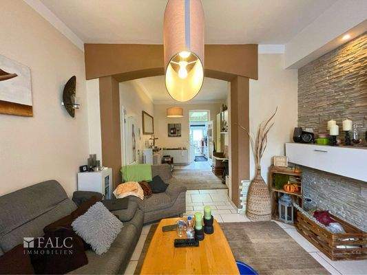 Wohnzimmer mit Blick zur Küche