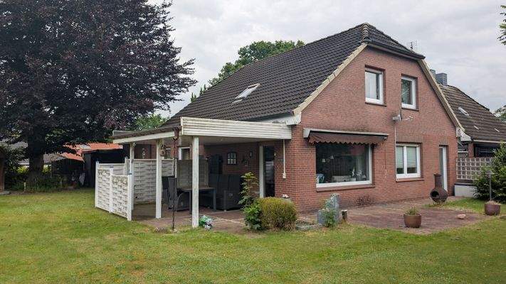 Wohnhaus 2 mit Terrasse