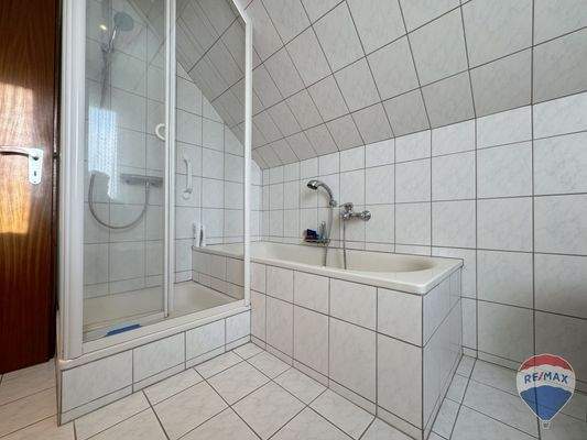 Badezimmer OG