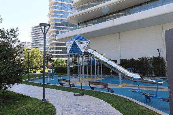 Spacious Apartments with Sea Views in Istanbul Zeytinburnu