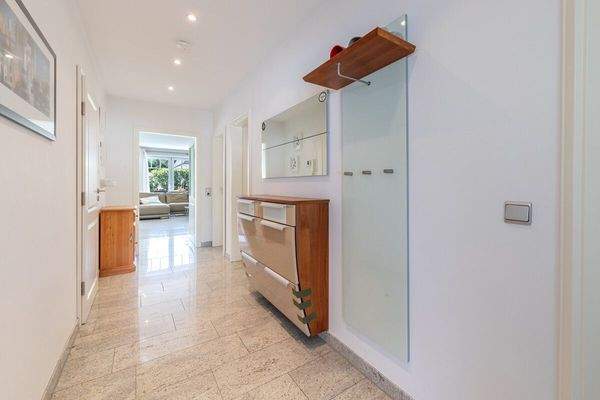 heller Eingangsbereich