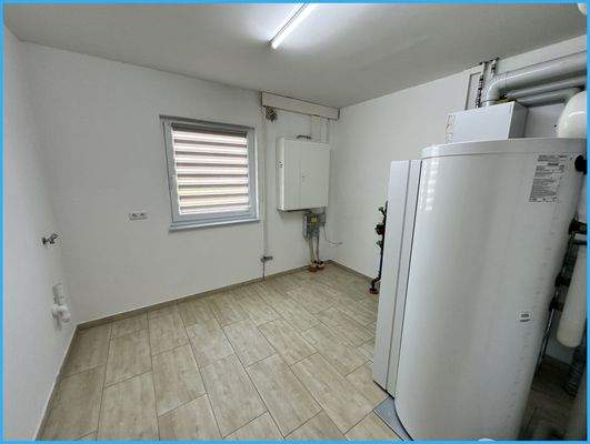 Technik mit WM-Anschluss