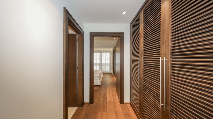 KITZIMMO-Luxus-Suite mit Zugang in ein 5-Sterne-Hotel - Immobilien Kitzbühel.