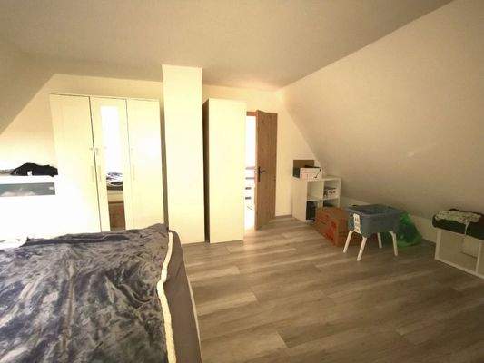 Schlafzimmer im DG