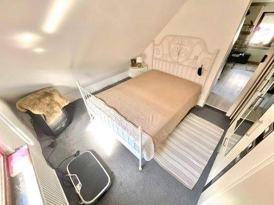 12325 Schlafzimmer 2 DG