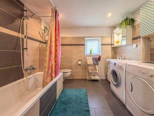 Badezimmer - Erdgeschoss