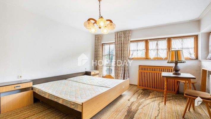 1. OG Elternschlafzimmer 1