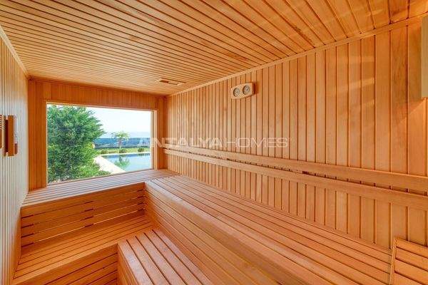 5-Bedroom Triplex House with Pool in Alanya Antalya