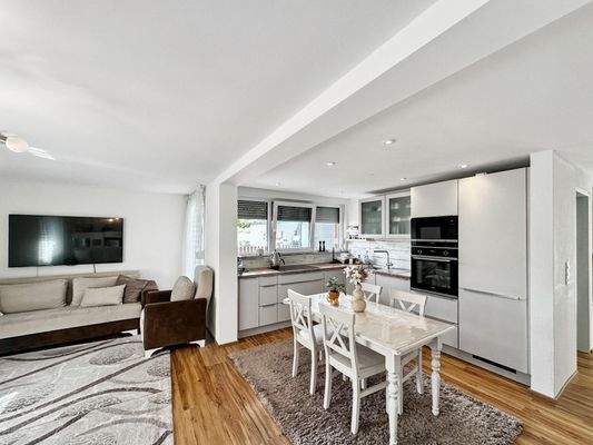 Wohn- und Essbereich