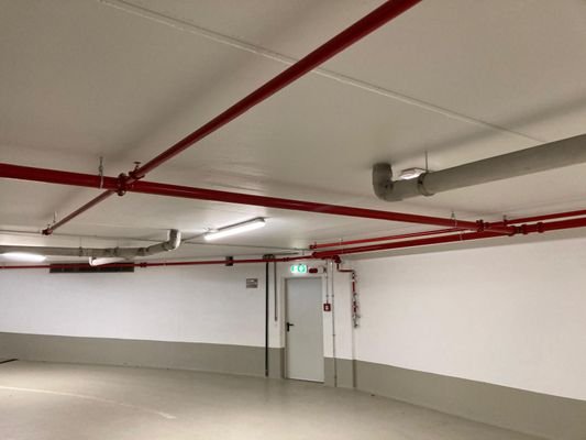 Garage Knorrstr innen.jpeg