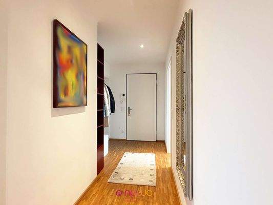 Vorderer Eingangsflur