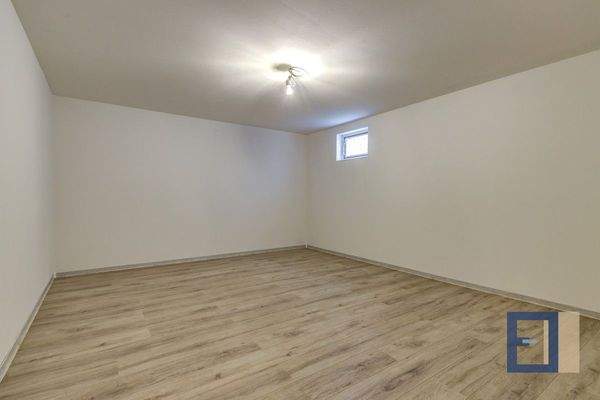 Homeoffice im Keller