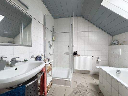 Badezimmer OG