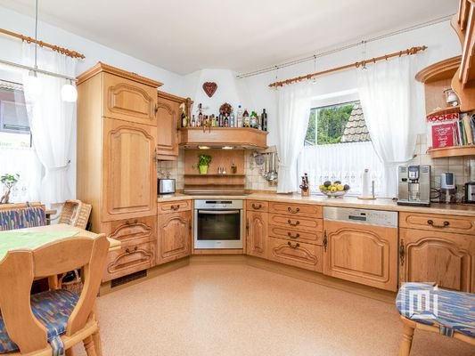Kueche-Altbau-Erdgeschoss.jpg