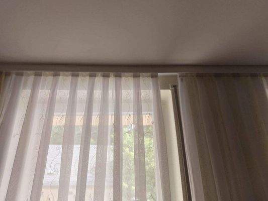 Schienensystem im Wohnzimmer bleibt