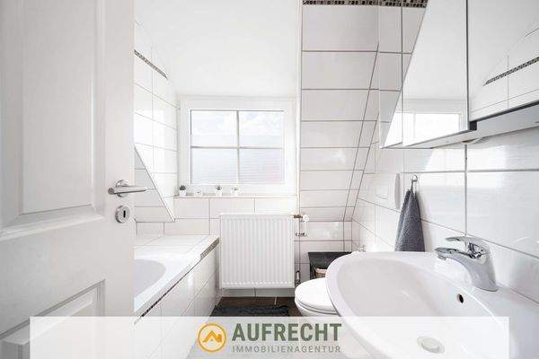 modernes Tageslicht-Bad