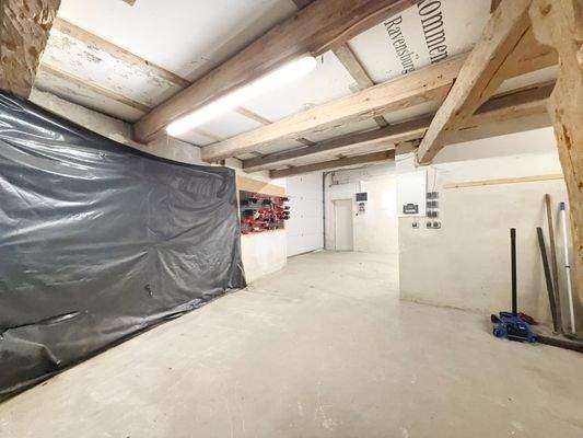 Scheune & Nutzfläche