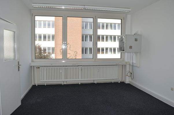 Kieler Straße 63_1.OG links mitte 5.JPG