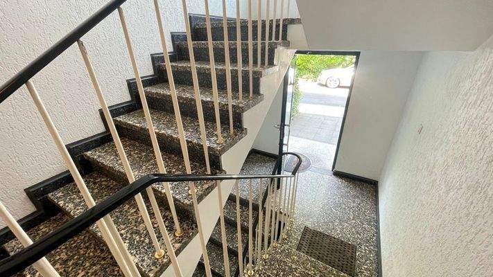 gepflegtes Treppenhaus