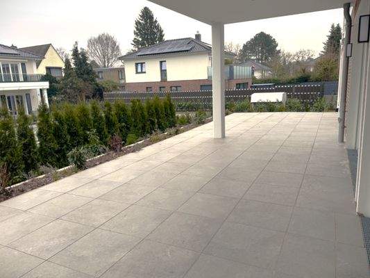 WE 1 Terrasse OH 50 - Weitblick.JPG