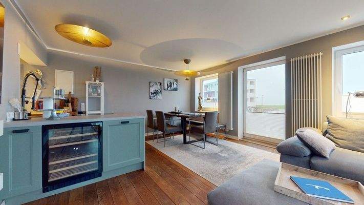 Wohnzimmer & Esszimmer