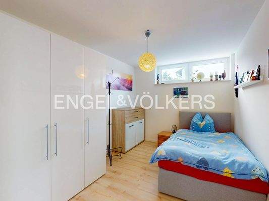 Schlaf- oder Gästebereich im EG