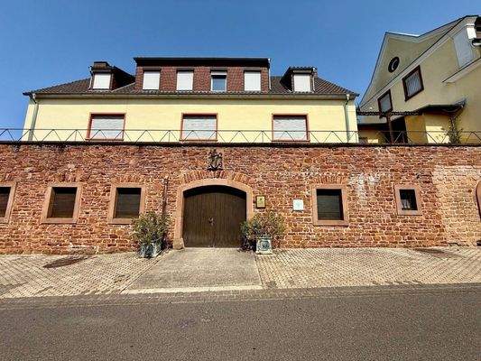 Vorderansicht Nebengebäude