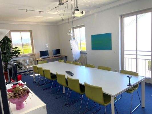 Besprechungsraum B2