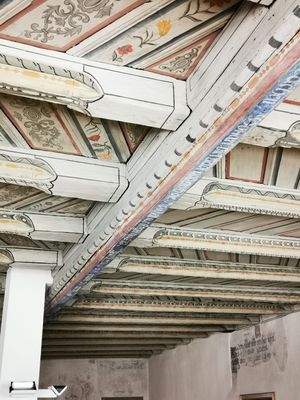 Deckendetails Großraumbüro