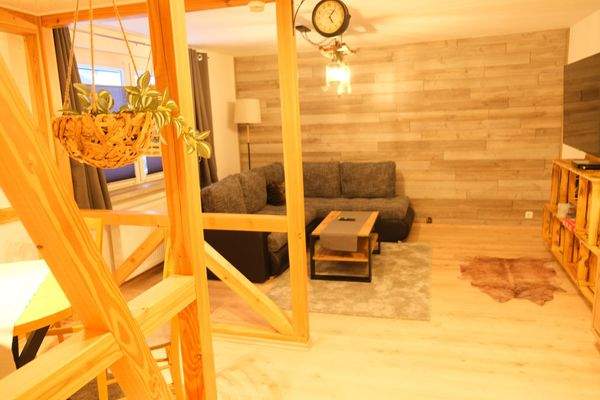 Wohnzimmer Souterrainwohnung