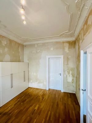 Image (19).jpg