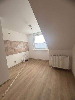 Küche (Einbauküche kommt noch neu) 