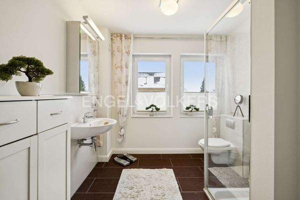 Duschbad im Dachgeschoss