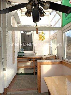 überdachte Terrasse