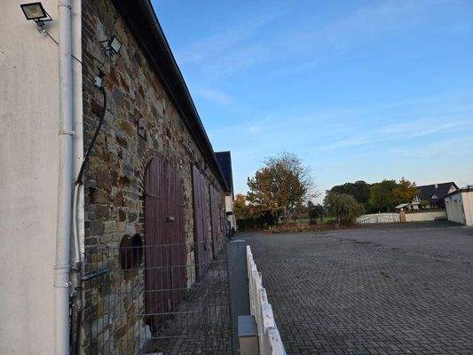 Innenhof Parkplätze